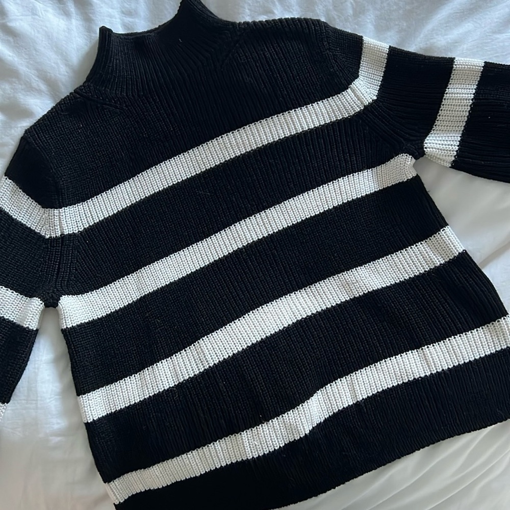 Banana Republic Black and White Striped Sweater
